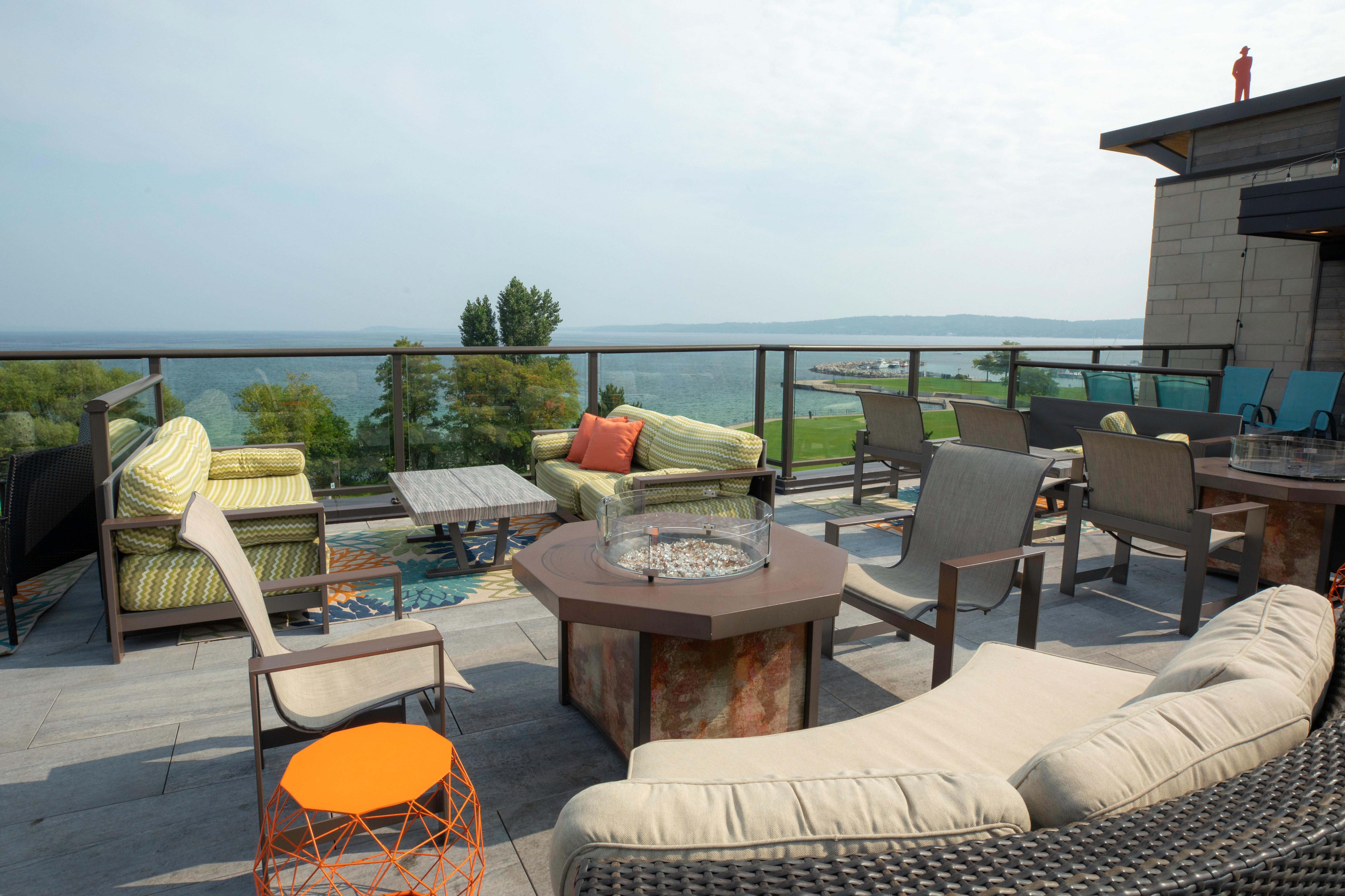 Hotel Indigo Traverse City By Ihg Εξωτερικό φωτογραφία